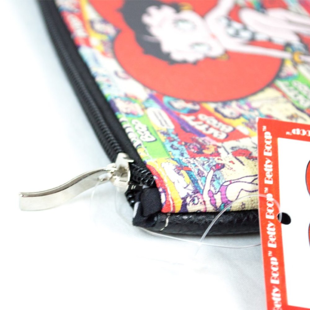 Betty Boop Make Up Bag Multi Poses Design - Picture 4 of 7